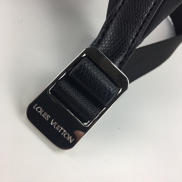 ルイヴィトンバッグ角部分ディテール